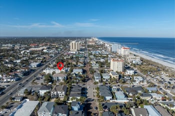 221 6th Ave #E, Jacksonville Beach, FL 32250
