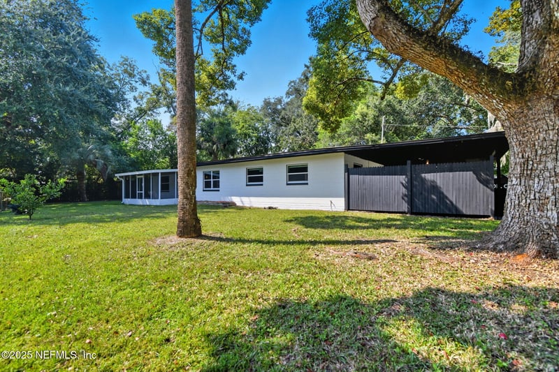 8223 Brackridge Blvd, Jacksonville, FL 32216