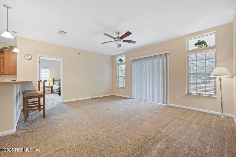 148 Lake Margo Dr, Satsuma, FL 32189