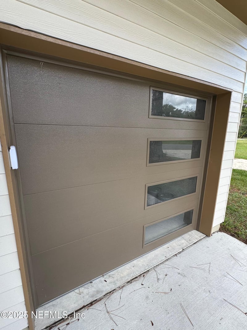 6620 Gillislee Dr, Jacksonville, FL 32209