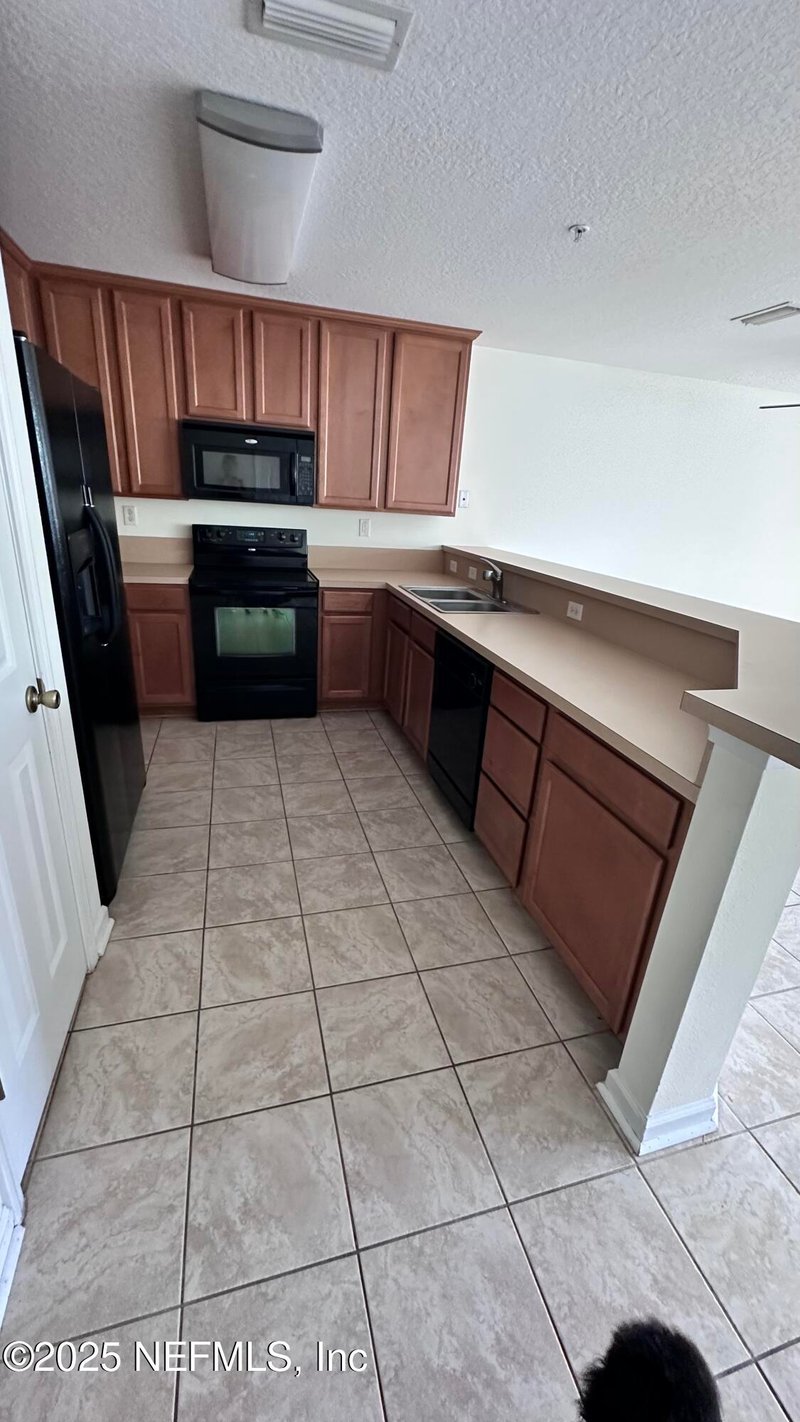 843 Black Cherry Dr, St Johns, FL 32259