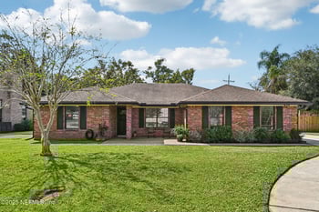 636 Los Palmas Dr, Fleming Island, FL 32003