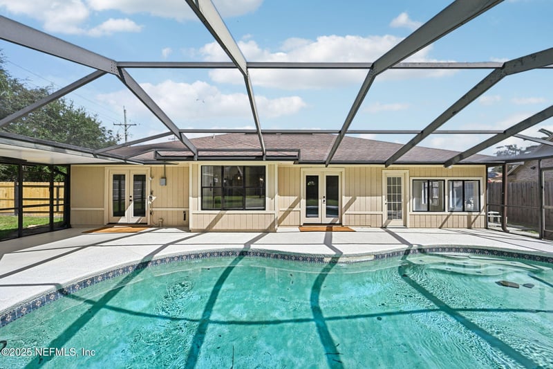 636 Los Palmas Dr, Fleming Island, FL 32003