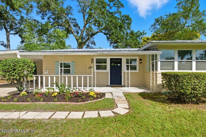589 Bay Ridge Rd, Jacksonville, FL 32216