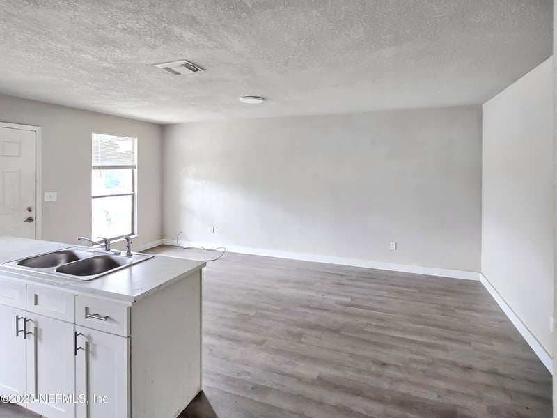 7811 Jasper Ave, Jacksonville, FL 32211