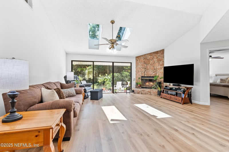 11272 Southbury Pl, Jacksonville, FL 32257