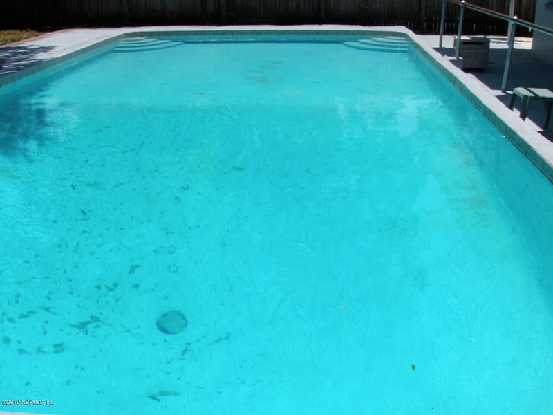 2423 Green Oak Dr, Jacksonville, FL 32211