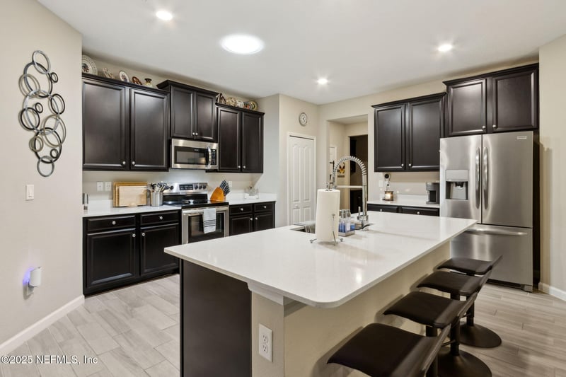 9918 Pavnes Creek Dr, Jacksonville, FL 32222