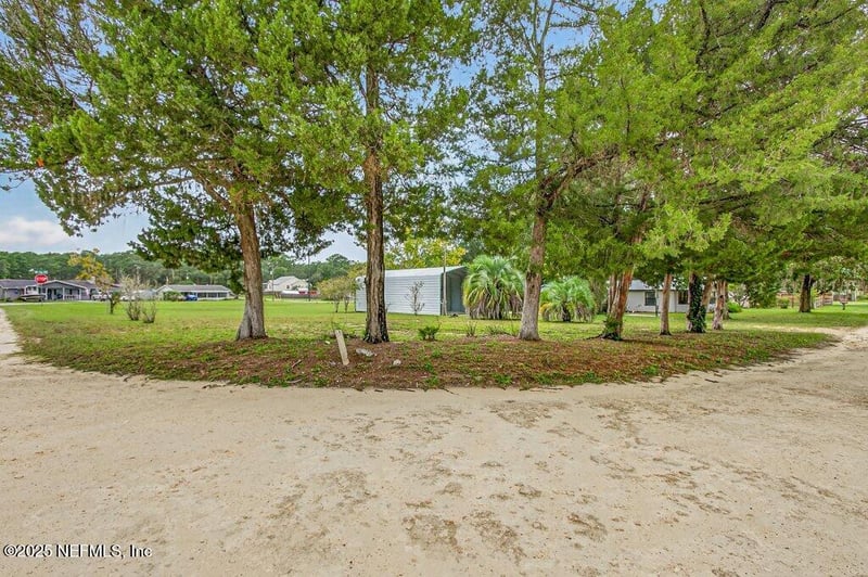 24480 127 Street St, Salt Springs, FL 32134