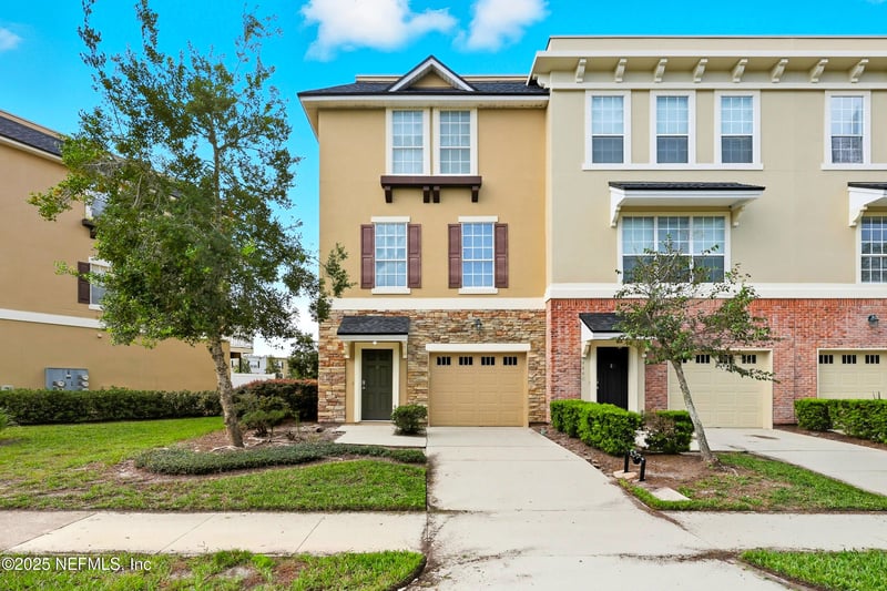 4442 Capital Dome Dr, Jacksonville, FL 32246