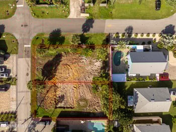 120 9th St, St Augustine Beach, FL 32080