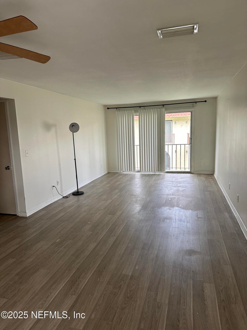 1756 El Prado Rd #3, Jacksonville, FL 32216