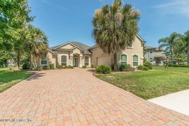 11780 Paddock Gates Dr, Jacksonville, FL 32223