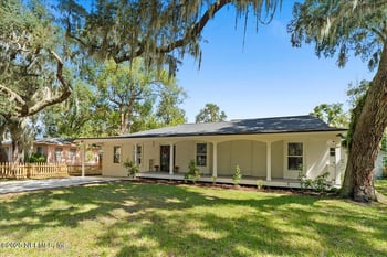 708 Myrtle Ave, Green Cove Springs, FL 32043