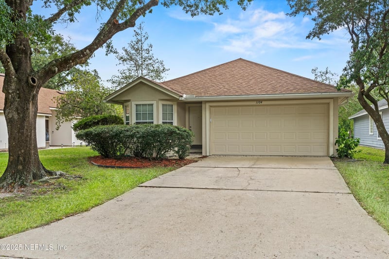 1104 Summerchase Dr, St Johns, FL 32259