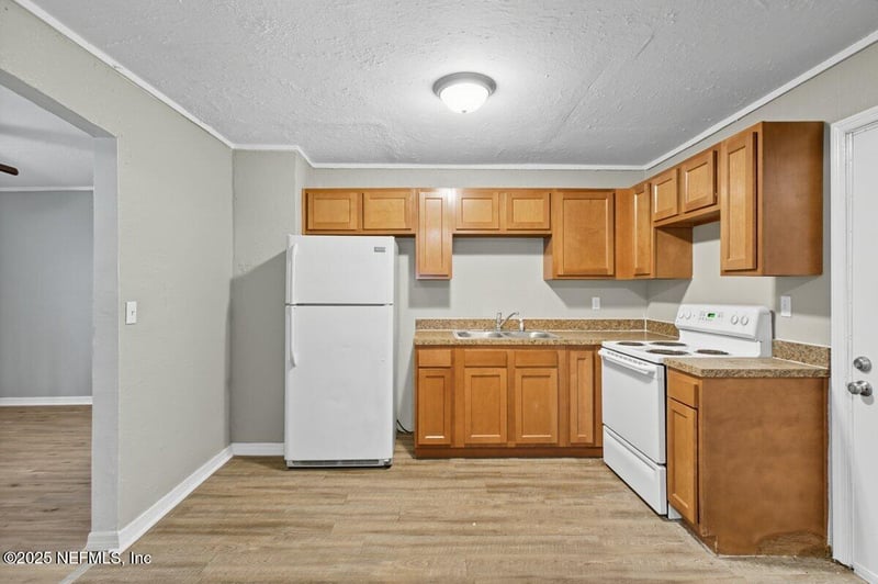 2119 Louise St, Jacksonville, FL 32206