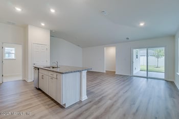 322 Boulder Ln, St Johns, FL 32259