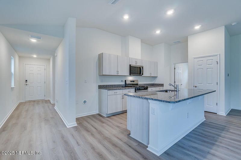 322 Boulder Ln, St Johns, FL 32259