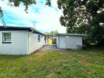 913 De Paul Dr, Jacksonville, FL 32218