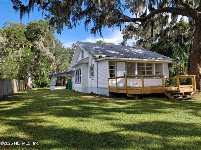 232 Main St, Crescent, FL 32112