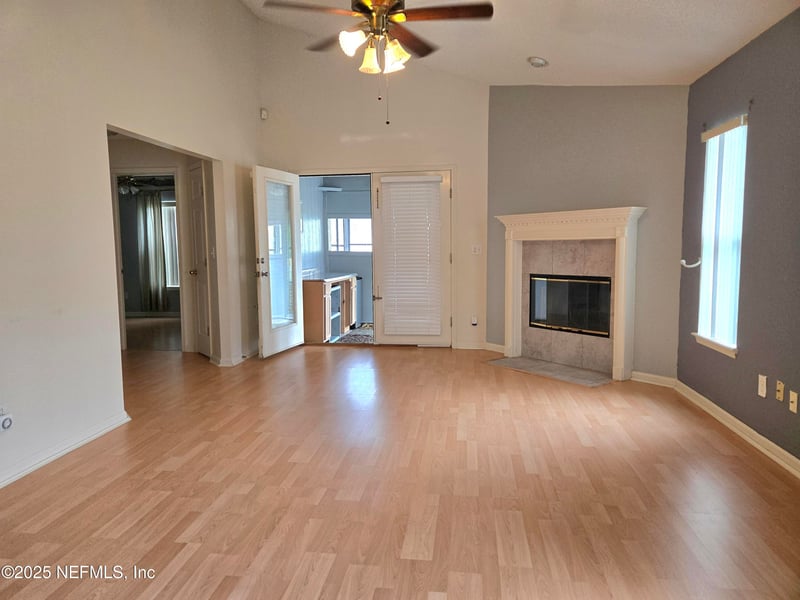 1528 Beecher Ln, Orange Park, FL 32073