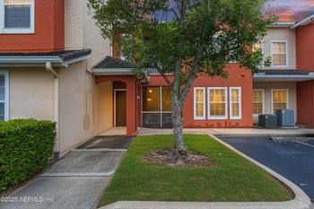 10075 Gate Pw #2008, Jacksonville, FL 32246