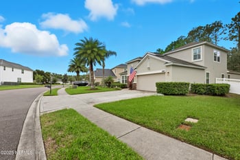 221 Tollerton Ave, St Johns, FL 32259