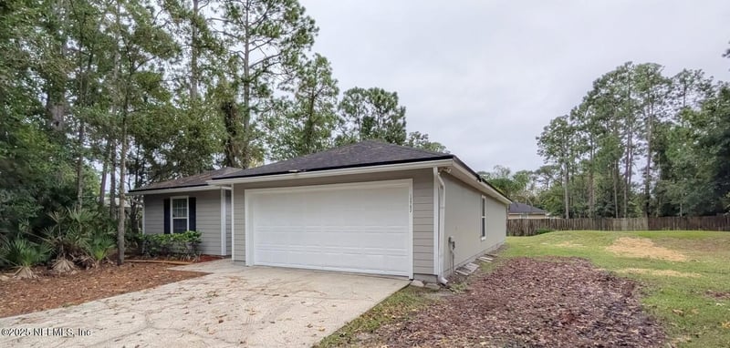 13702 Cheyne Rd, Jacksonville, FL 32224