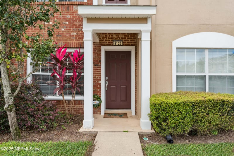 8122 Summergate Ct, Jacksonville, FL 32256