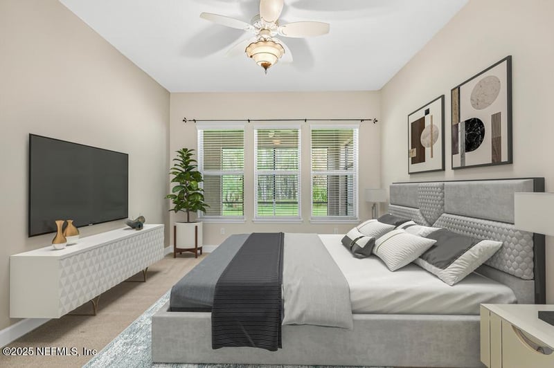 364 Hatter Dr, Jacksonville, FL 32081