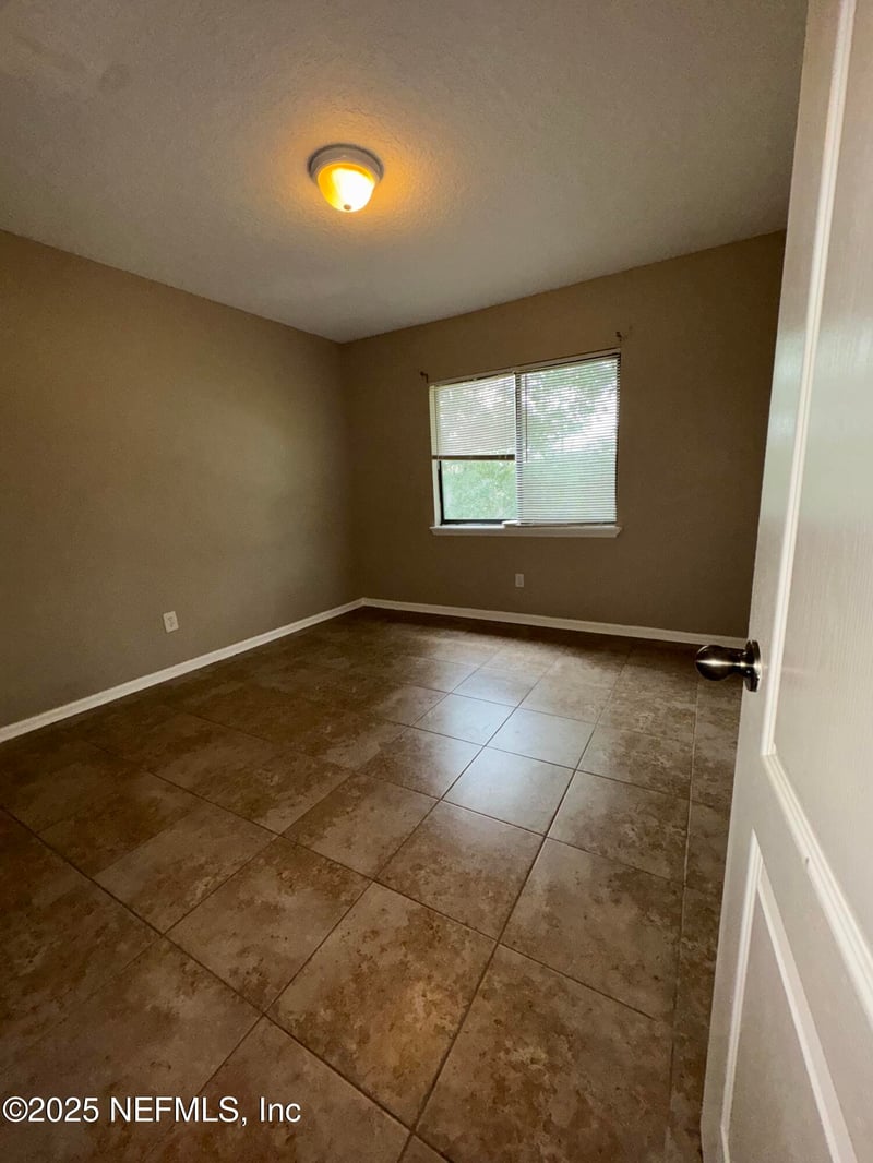 5311 Brighton Park Ln, Jacksonville, FL 32210