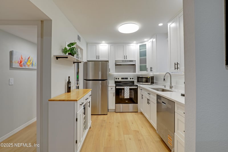 1618 El Camino Rd #2, Jacksonville, FL 32216