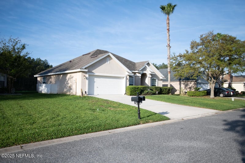 1409 Canopy Oaks Dr, Orange Park, FL 32065