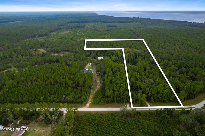 226 Eagle Creek Rd, Palatka, FL 32043