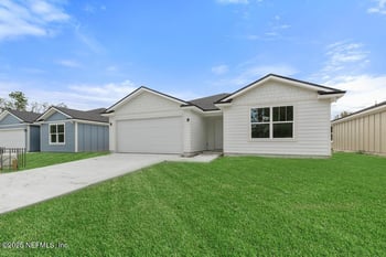 1181 Martin Luther King Jr Blvd, Green Cove Springs, FL 32043