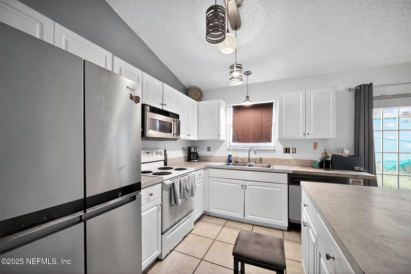 2897 10th St, St Augustine, FL 32084