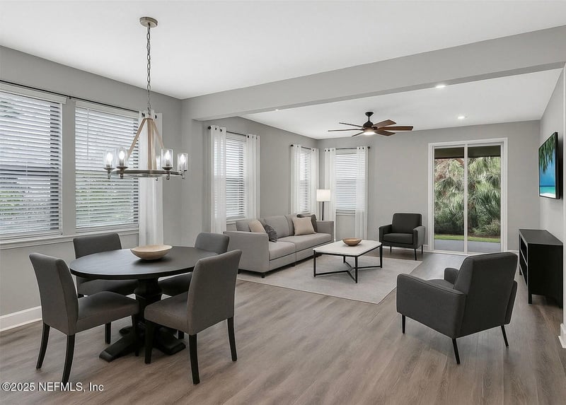 27 Moana Ct, Palm Coast, FL 32137