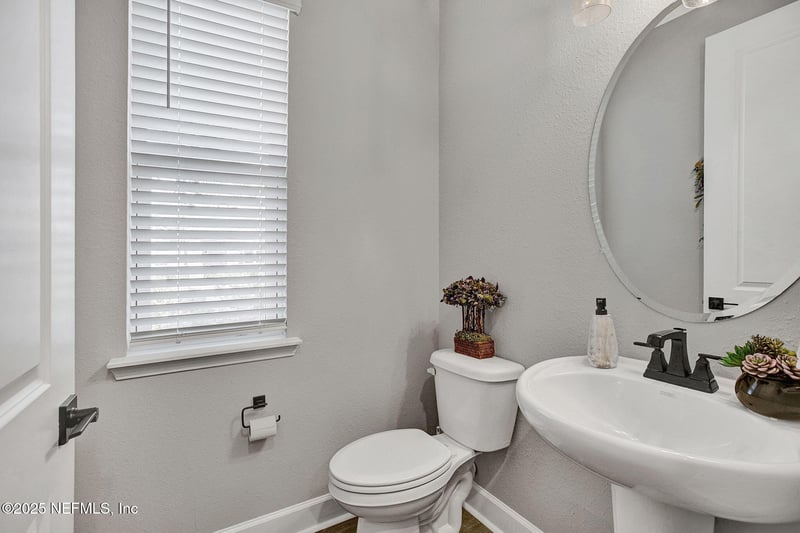 27 Moana Ct, Palm Coast, FL 32137