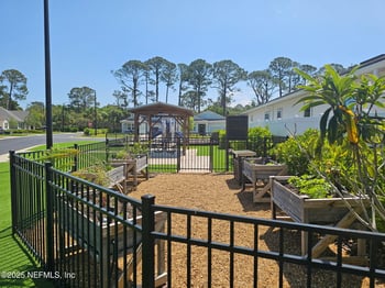 27 Moana Ct, Palm Coast, FL 32137