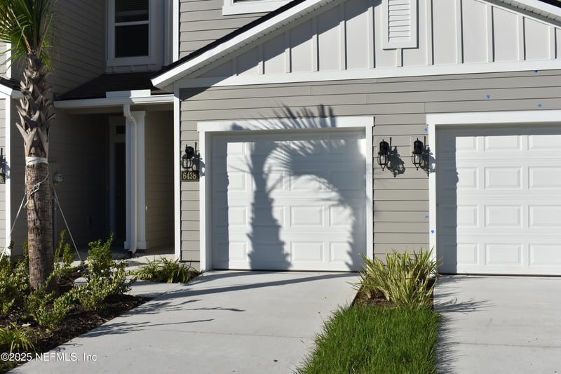 6438 Camphor Laurel Ln, Jacksonville, FL 32219