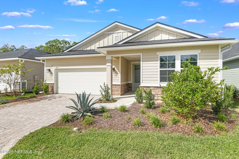 224 Thornberry Way, Palm Coast, FL 32164