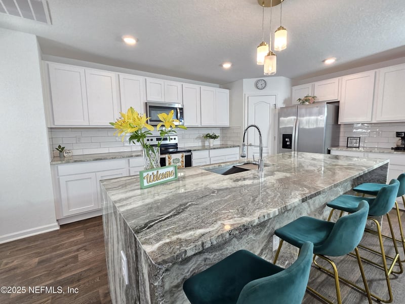 32 Hulett Woods Rd, Palm Coast, FL 32137