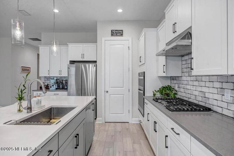 145 Bridgeton St, St Johns, FL 32259