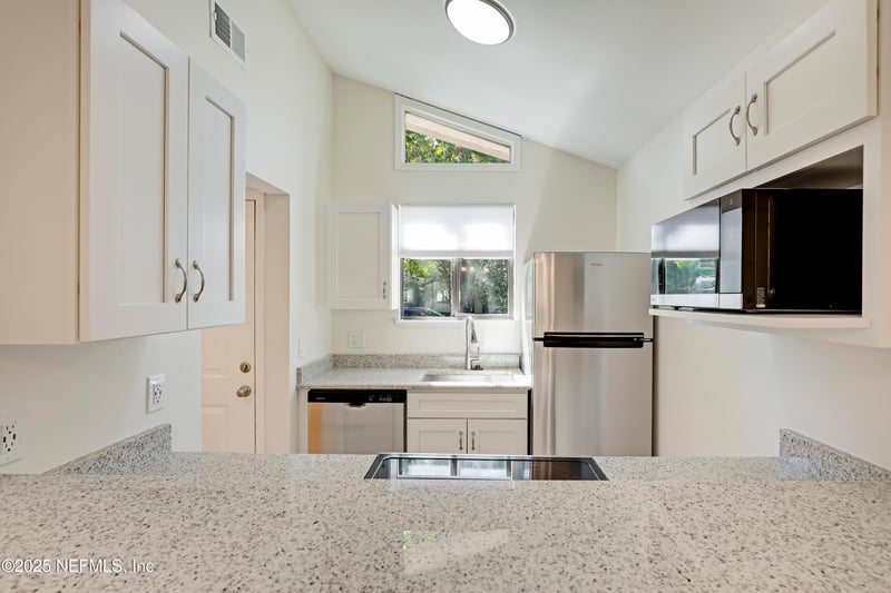 10713 Kusaie Dr, Jacksonville, FL 32246