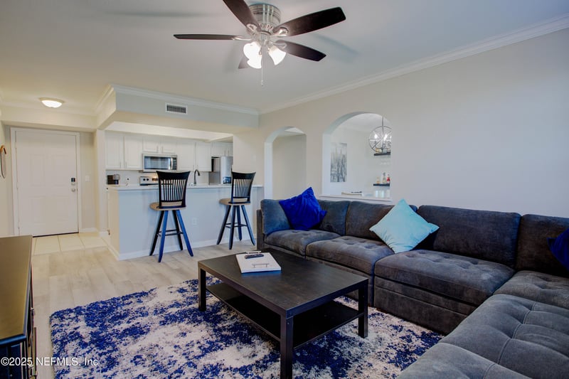 10075 Gate Pw #1604, Jacksonville, FL 32246