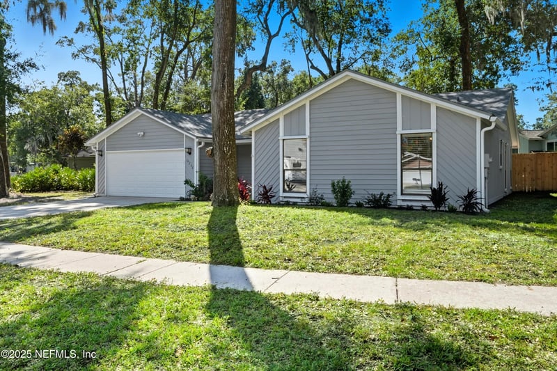 10256 Classic Oak Rd, Jacksonville, FL 32225