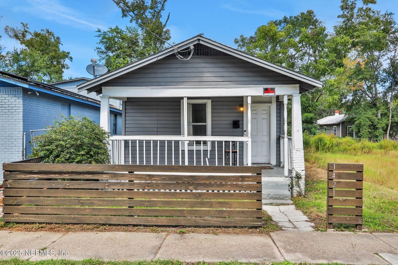 1421 Grothe St, Jacksonville, FL 32209
