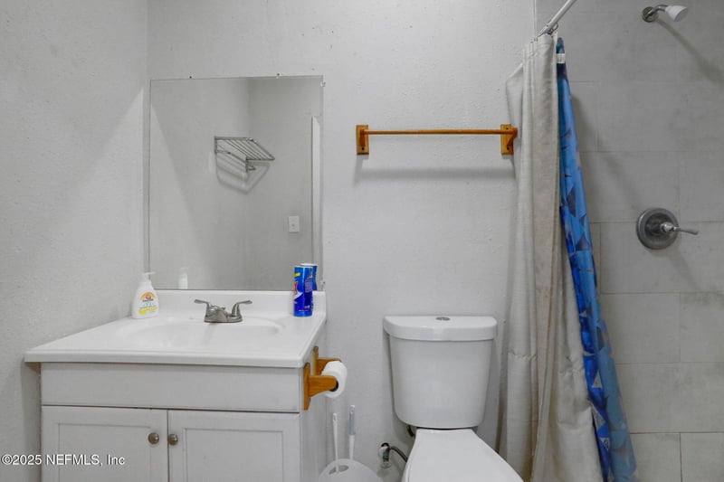 1421 Grothe St, Jacksonville, FL 32209