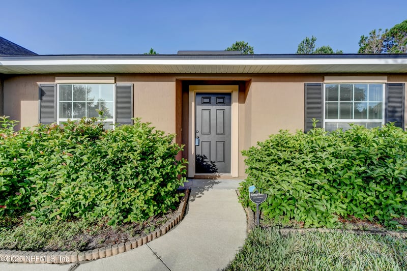 8648 Floorstone Mill Dr, Jacksonville, FL 32244