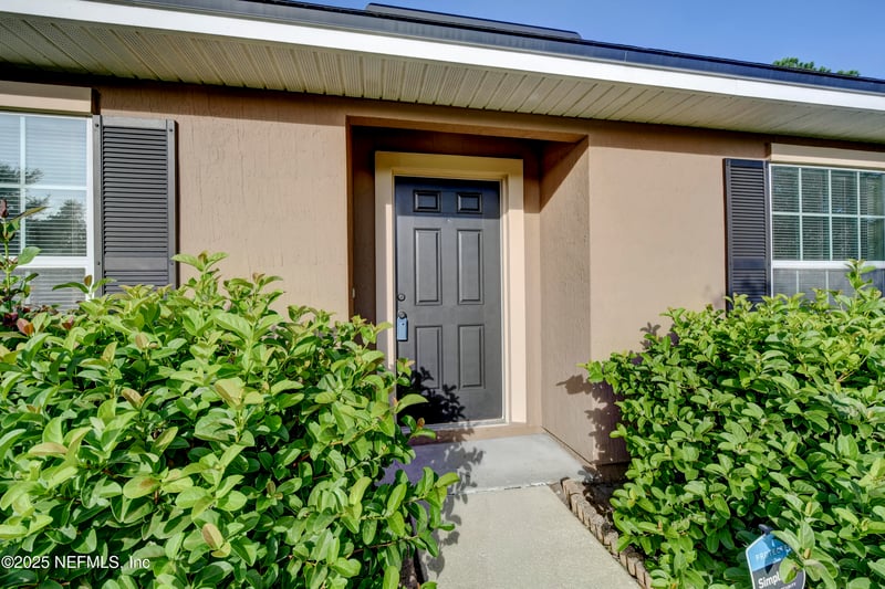 8648 Floorstone Mill Dr, Jacksonville, FL 32244